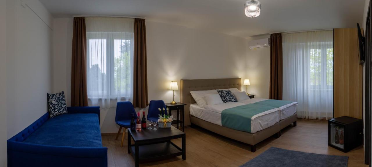 Villa Philip Noir Révfülöp Екстериор снимка