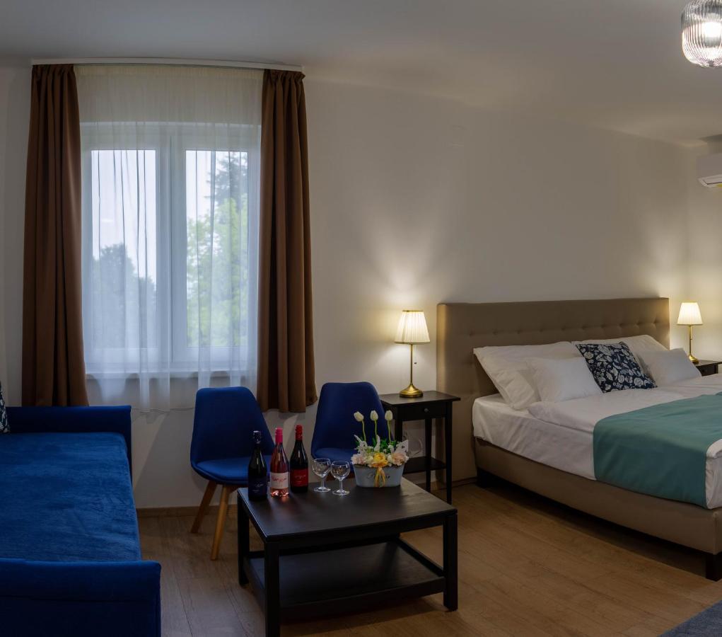 Villa Philip Noir Révfülöp Екстериор снимка